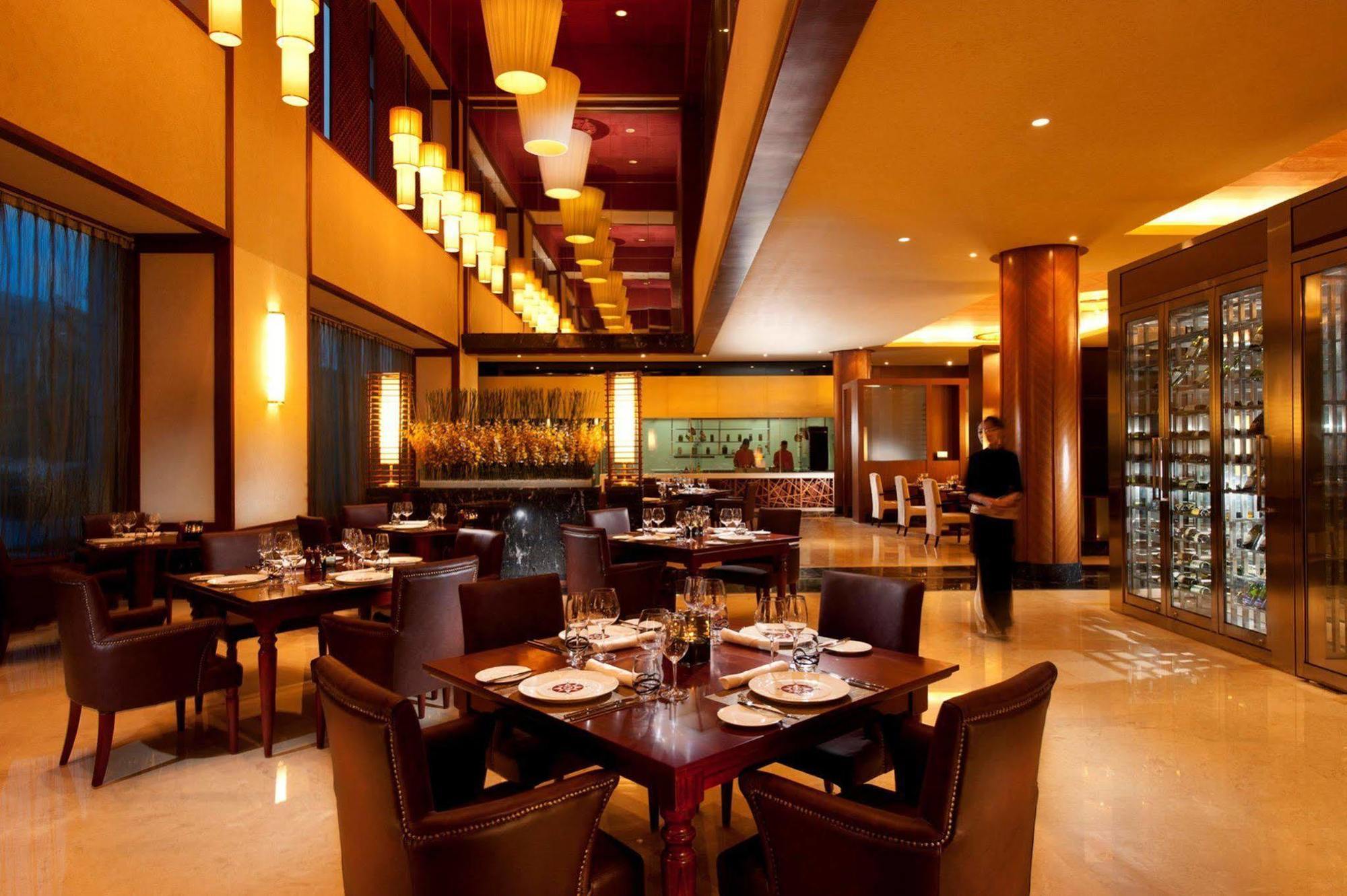 Capital Airport Hotel Beijing Exterior photo